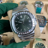 Patek Philippe Nautilus, Diamond Bisel Green Dial