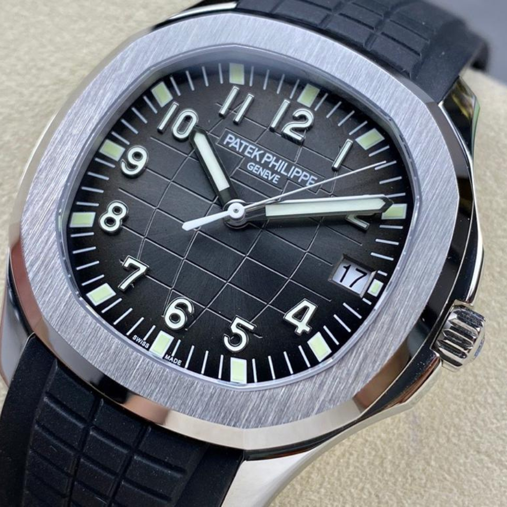 Patek Philippe Aquanaut Black
