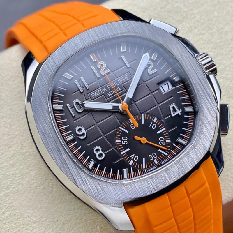 Patek Philippe Aquanaut, Orange Rubber Strap